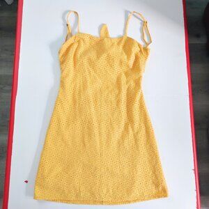 Mooloola summer dress women's size 8 yellow perforated floral lining cotton